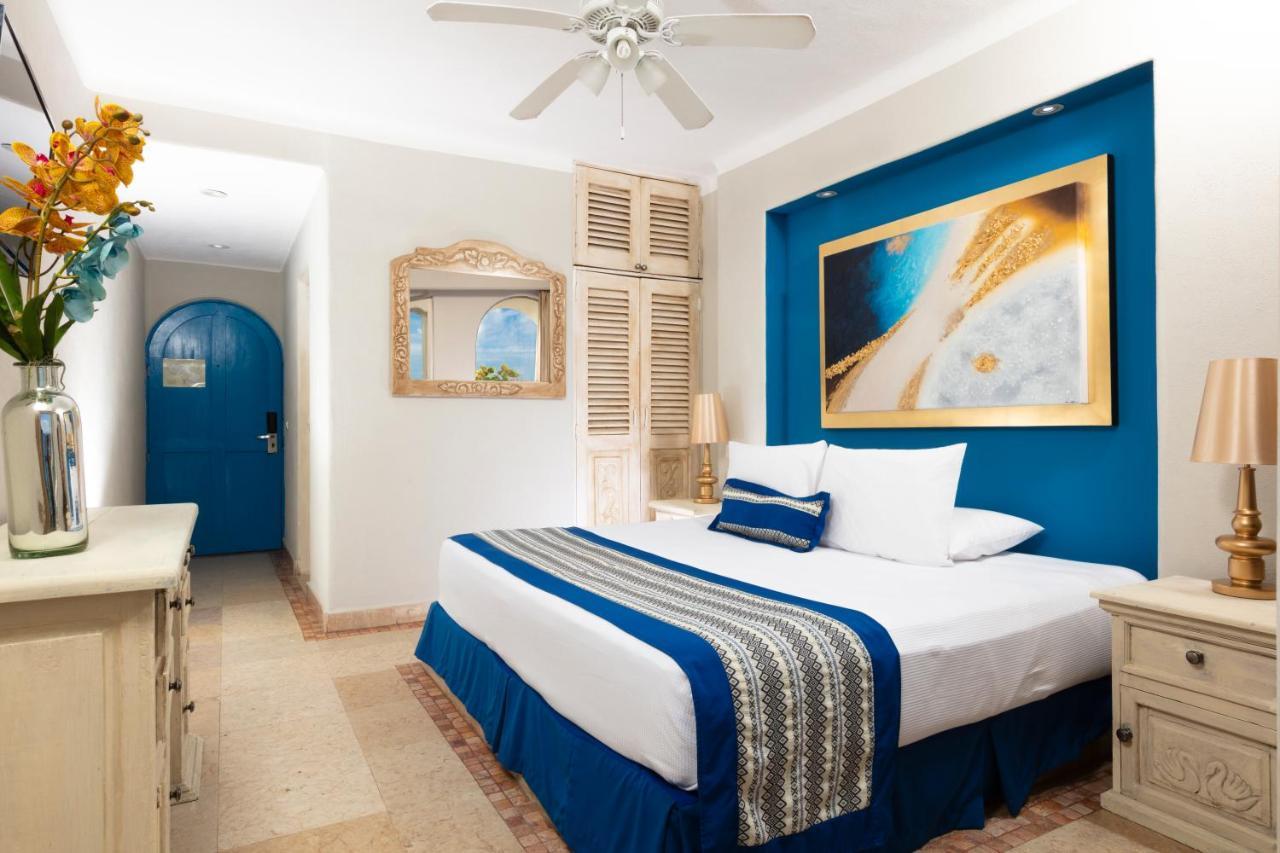 Blue Chairs Beachfront Resort Puerto Vallarta - Adults Only Luaran gambar