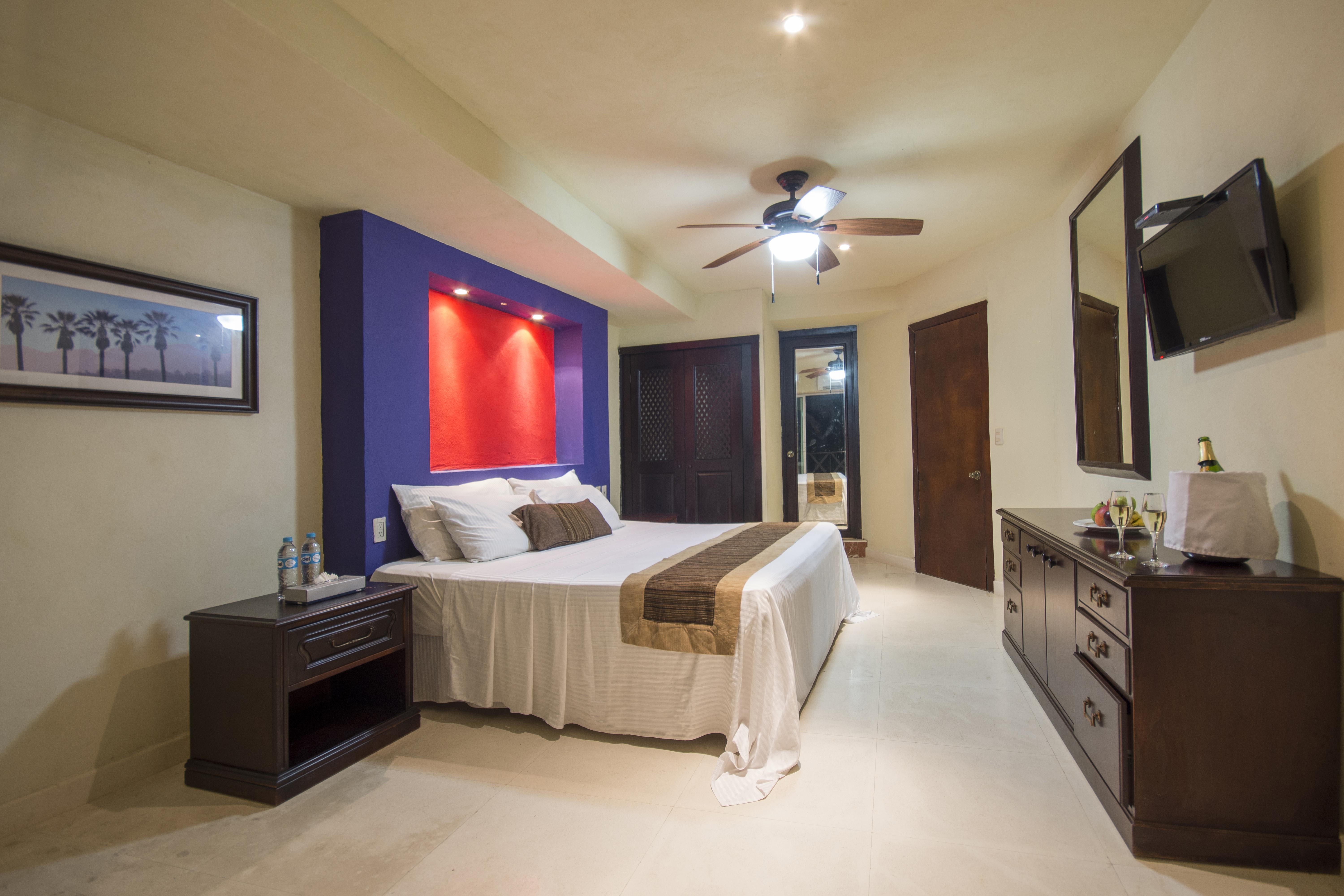 Blue Chairs Beachfront Resort Puerto Vallarta - Adults Only Luaran gambar