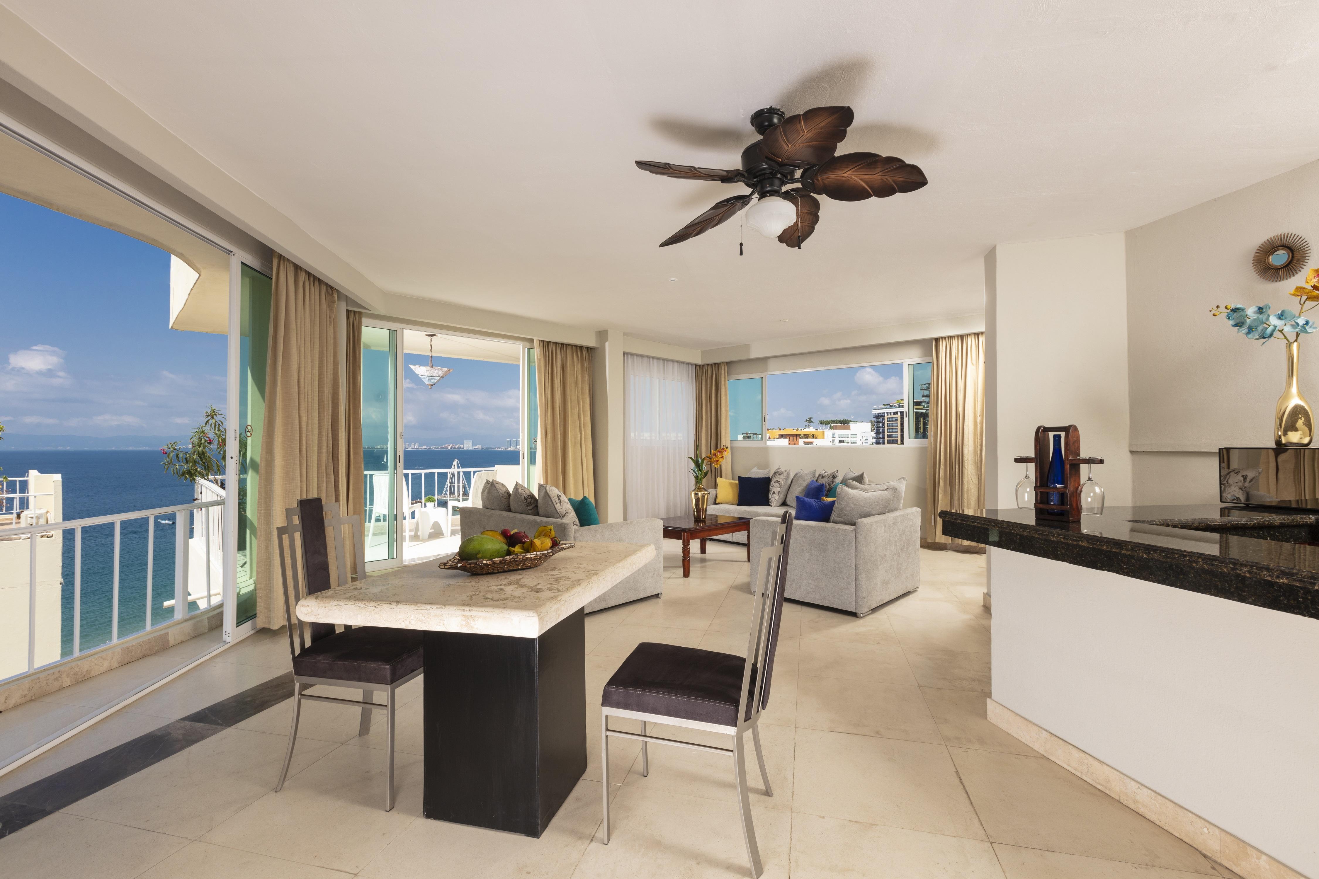 Blue Chairs Beachfront Resort Puerto Vallarta - Adults Only Luaran gambar
