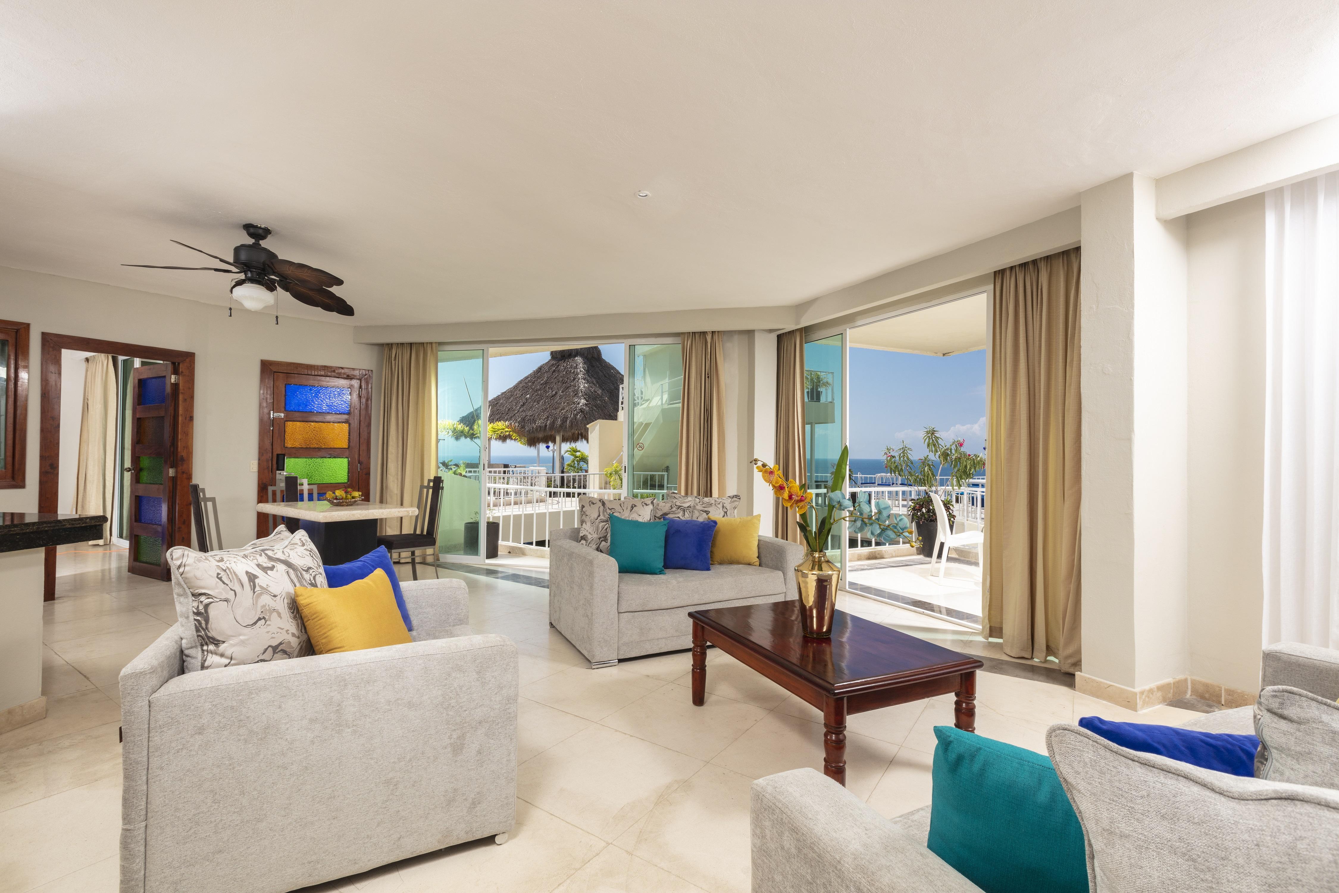 Blue Chairs Beachfront Resort Puerto Vallarta - Adults Only Luaran gambar