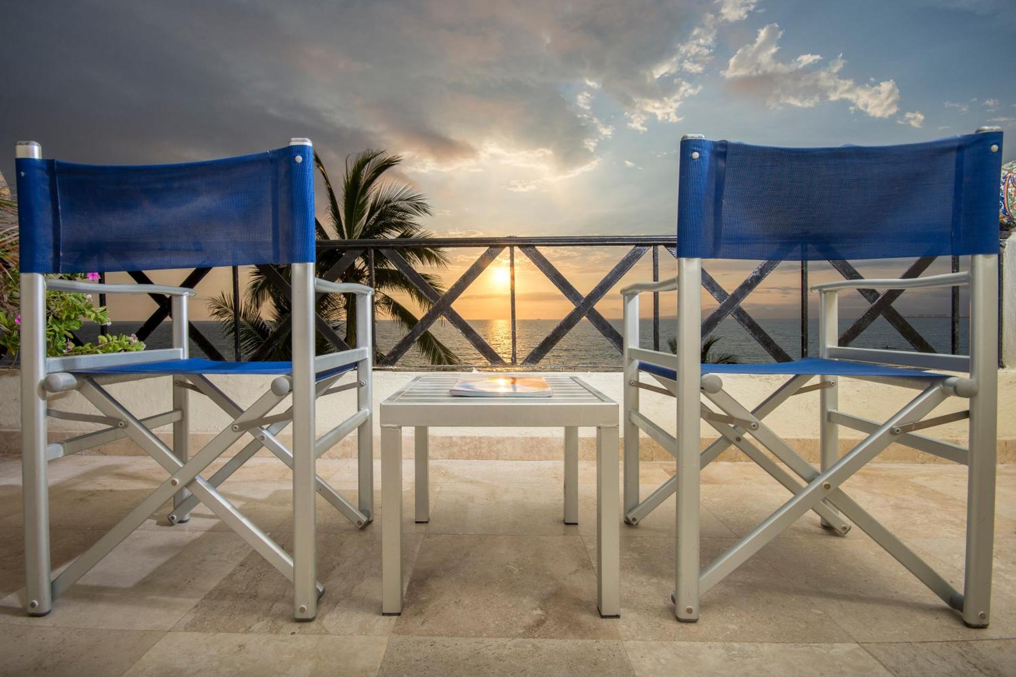 Blue Chairs Beachfront Resort Puerto Vallarta - Adults Only Luaran gambar